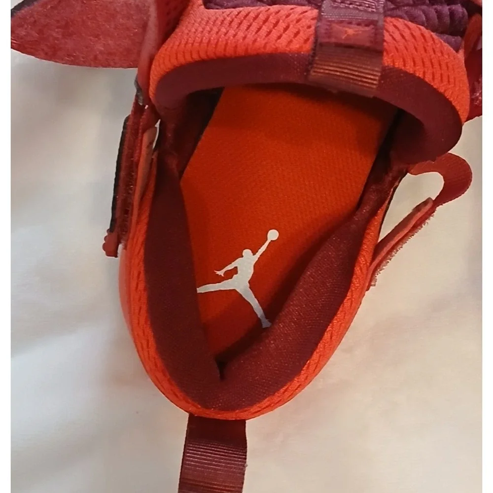 Nike Air Jordan Trunner LX Chile Red HQ2164-601 Women New